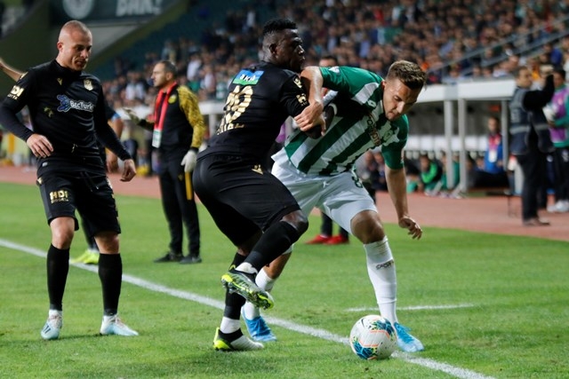 İH Konyaspor: 0 - B.Y Malatyaspor: 2 64