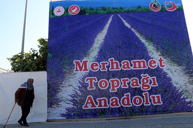 Suriyelilerin barındırıldığı merkezler Türkiye'nin yüz akı oldu 18