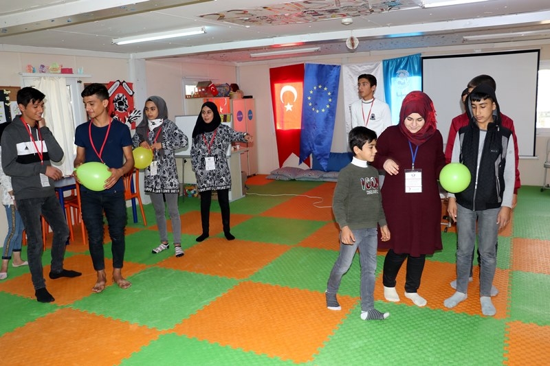 Suriyelilerin barındırıldığı merkezler Türkiye'nin yüz akı oldu 28