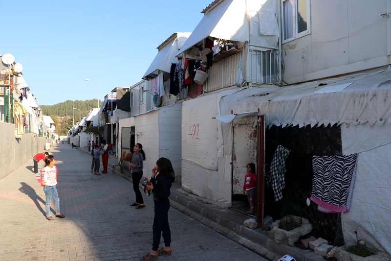 Suriyelilerin barındırıldığı merkezler Türkiye'nin yüz akı oldu 33