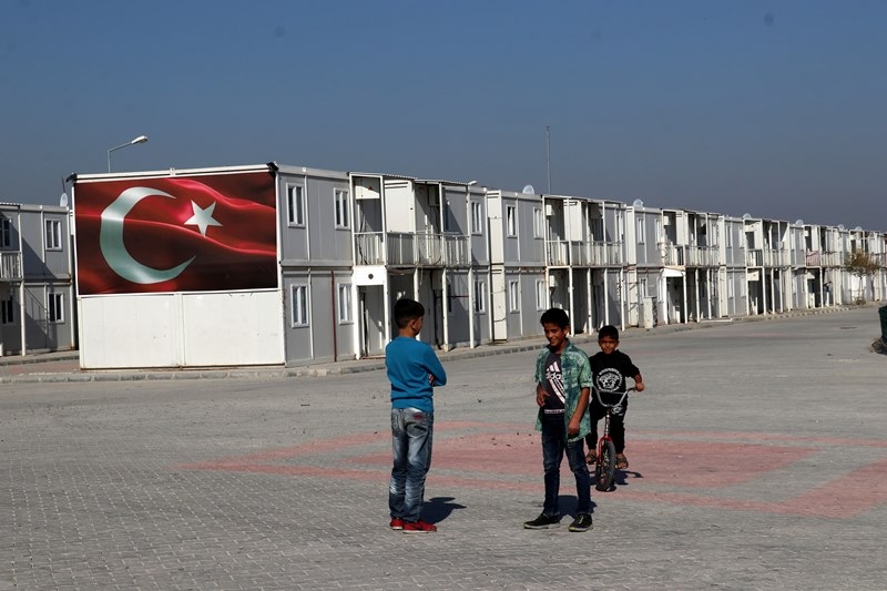 Suriyelilerin barındırıldığı merkezler Türkiye'nin yüz akı oldu 37