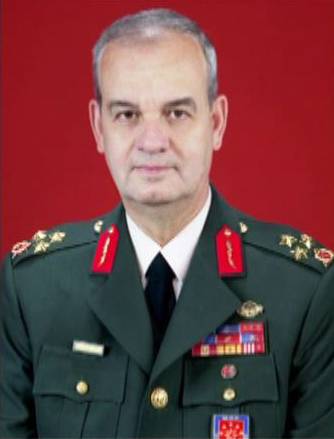 İlker Başbuğun özel albümü  32
