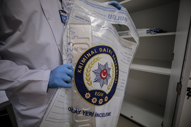 Kriminal polisleri 'dilsiz tanık'ları konuşturuyor 1