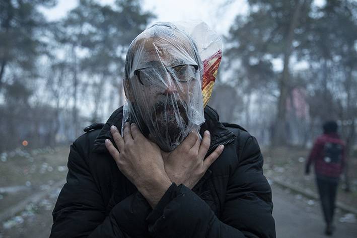 Yunanistan sığınmacılara gaz bombası ve tazyikli suyla müdahale etti 29