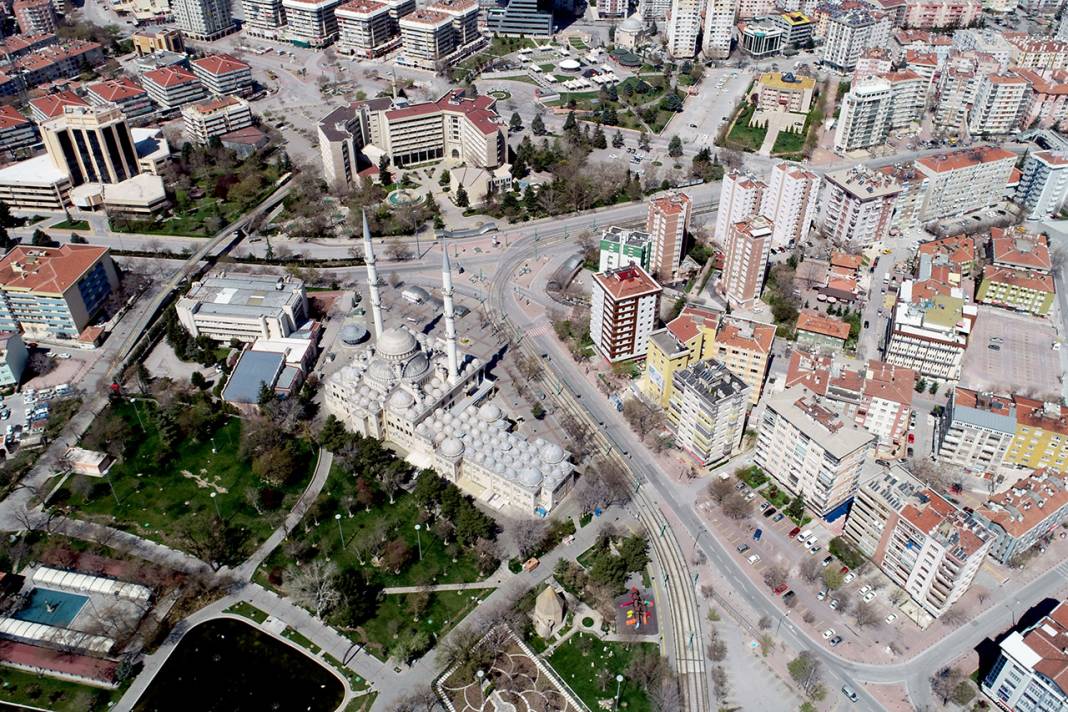 Sokağa çıkma yasağında Konya! 1