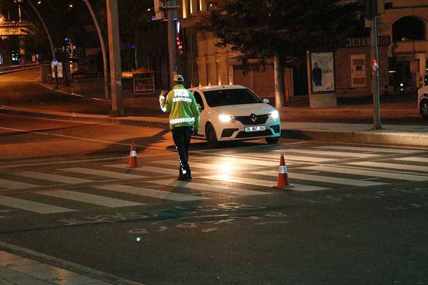 Ankara'da sokağa çıkma yasağının ilk gününden ilk görüntüler 1