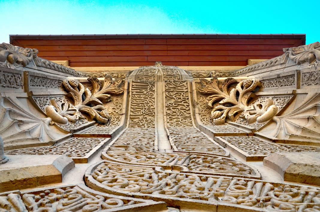Konya'nın sanat şaheseri! İnce Minareli Medrese 8