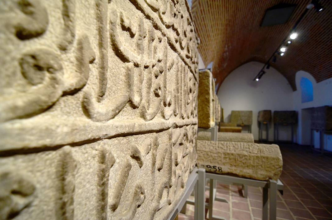 Konya'nın sanat şaheseri! İnce Minareli Medrese 9
