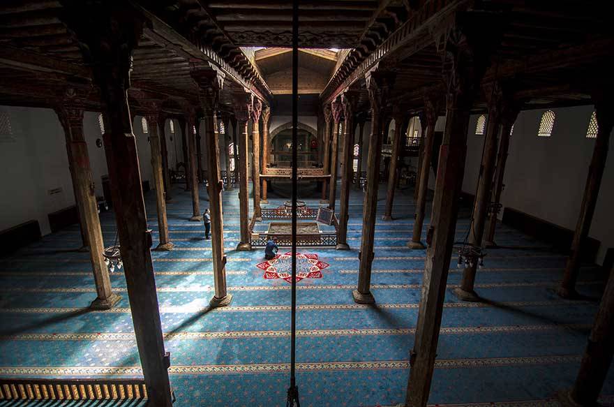 Konya'nın en büyük eserlerinden biri Beyşehir Eşrefoğlu Camii ilk günkü ihtişamını koruyor 10