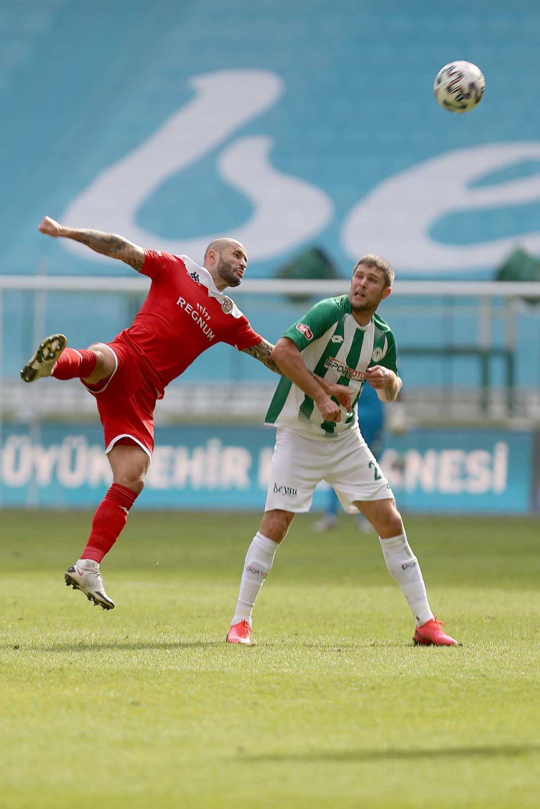 Konyaspor'u Antalyaspor karşısında ipten alan 2 olay 3