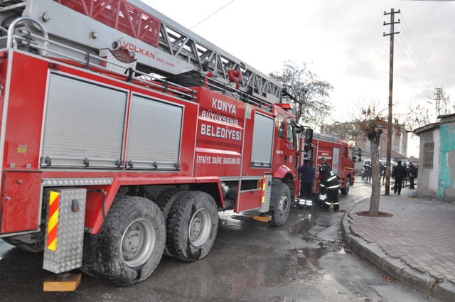 Cinayet sonrası mahalleyi ateşe verdi 1