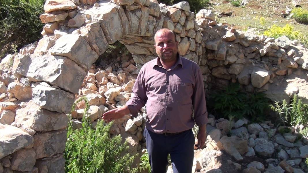 Konya ve Antalya arasında uğrak noktasıydı! Defineciler tarihi Nodar Han'ı talan etti 5