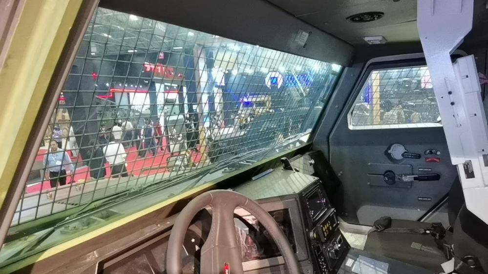 Dünyada 65 ülke bu zırhlı araçları kullanıyor! Katmerciler TÜYAP'a damga vurdu 8