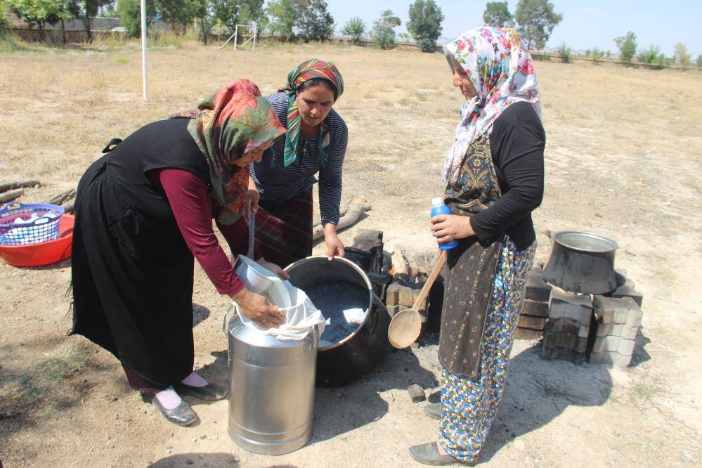 Konyalı kadınlar bir araya geldi ve sonuç mükemmel! 8 farklı çeşit peynir yaptılar 1
