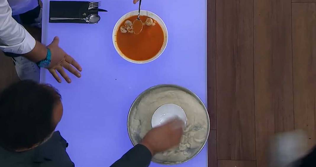 Masterchef Türkiye’ye Konyalı Emre Büber’in arabaşı çorbası damgasını vurdu! Şefler çorbayla karnını doyurdu 6