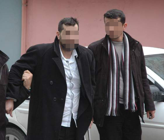 Dükkan sahibi yerine müşteriyi vurdu 1