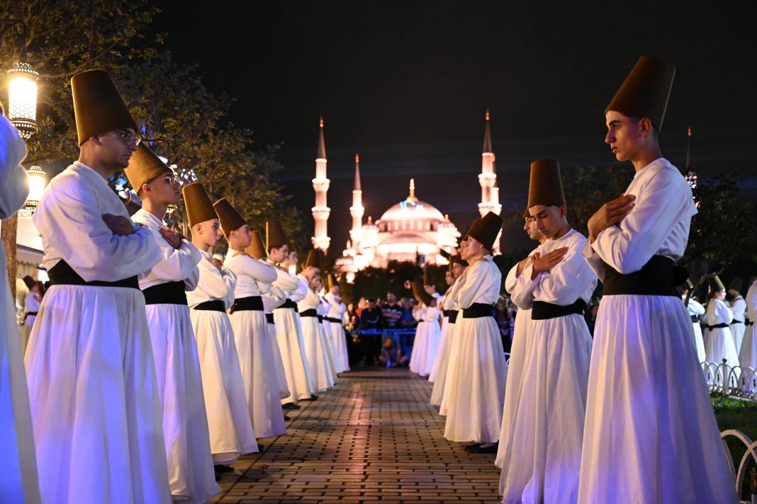Ayasofya-i Kebir Camii Şerifi önünde 750 semazenle Sema Ayin-i Şerifi 19