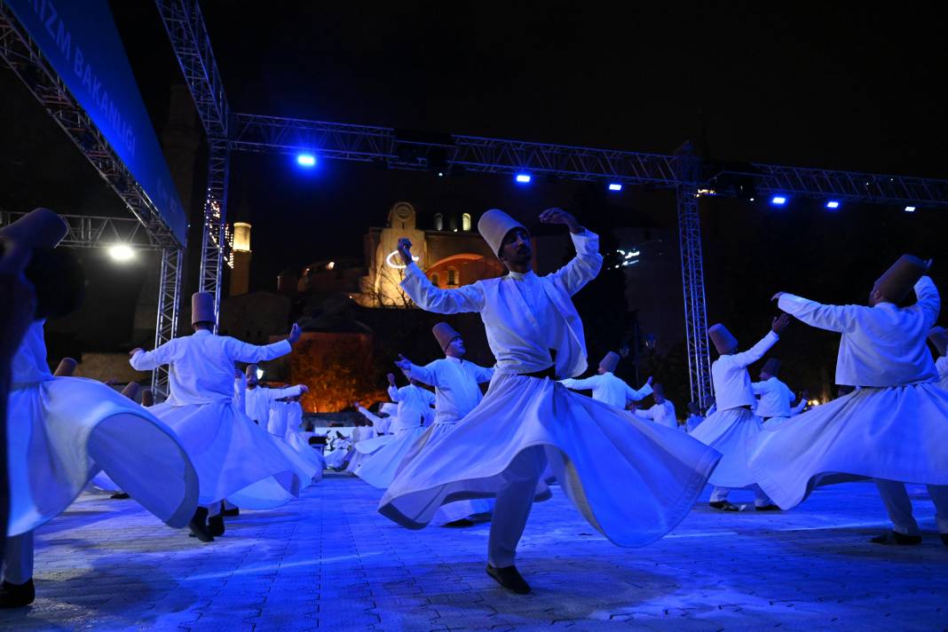 Ayasofya-i Kebir Camii Şerifi önünde 750 semazenle Sema Ayin-i Şerifi 21