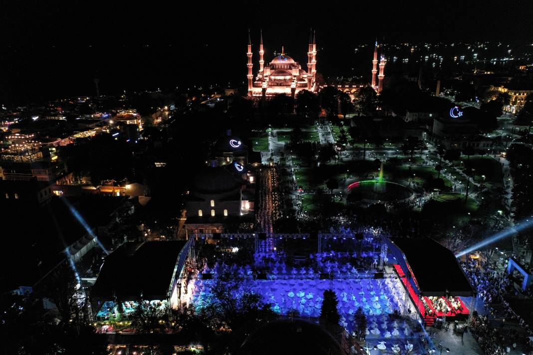 Ayasofya-i Kebir Camii Şerifi önünde 750 semazenle Sema Ayin-i Şerifi 25