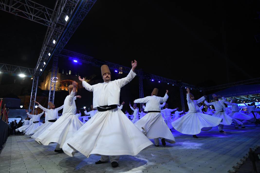 Ayasofya-i Kebir Camii Şerifi önünde 750 semazenle Sema Ayin-i Şerifi 9