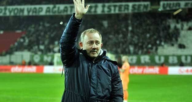 Konyaspor kiminle anlaşacak? İşte Teknik Direktör Adayları 11