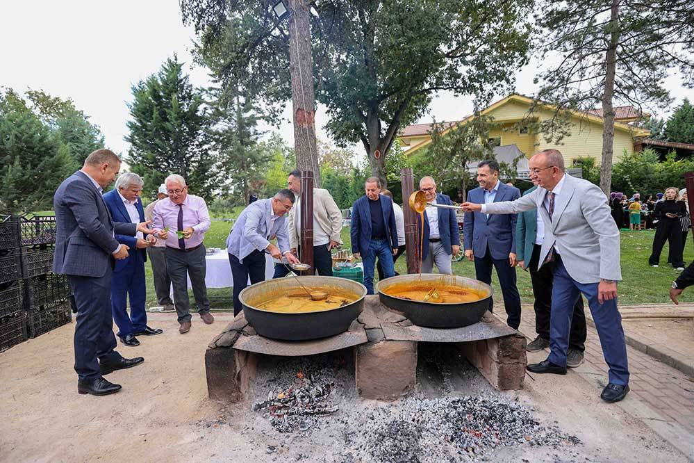 Kentsel Dönüşümden Yapay Zekâya! Meram’a 2025 Damgası 14