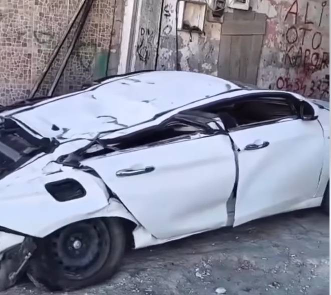 Hurdaya Dönen Fiat Egea Ustaların Elinde Yeniden Canlandı 2