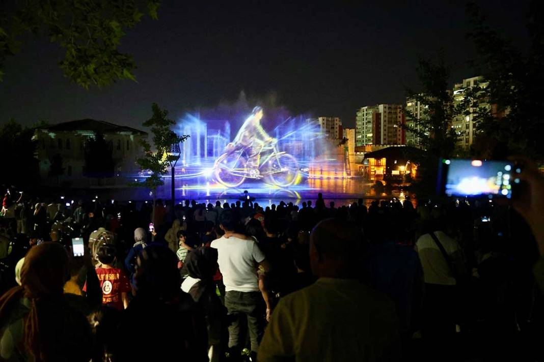 Konya'da festival coşkusu başladı! Geceyi drone ve video mapping gösterileri aydınlattı 8