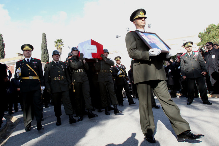Denktaş son yolculuğuna uğurlandı 11