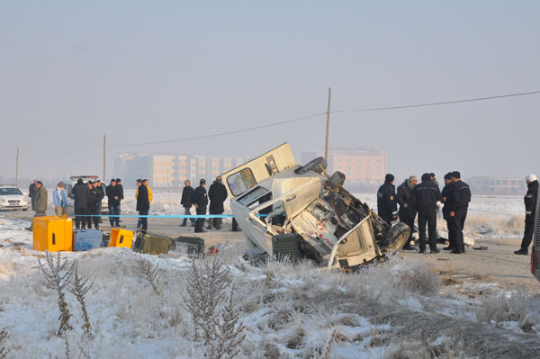 Konyada feci kaza: 5 ölü 11