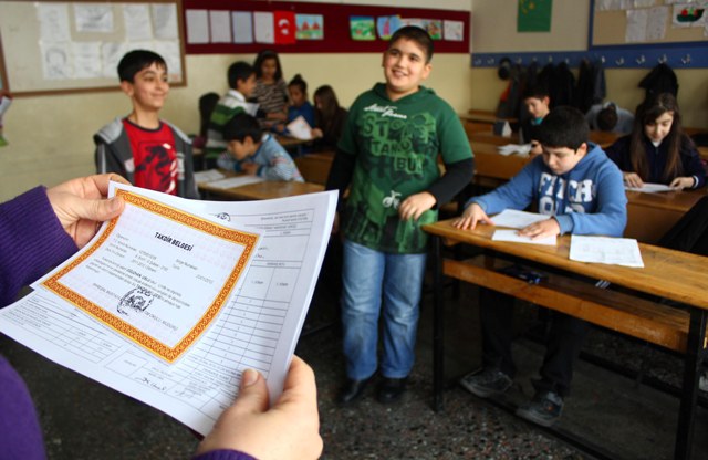 Konyada 440 bin öğrenci karne aldı 8