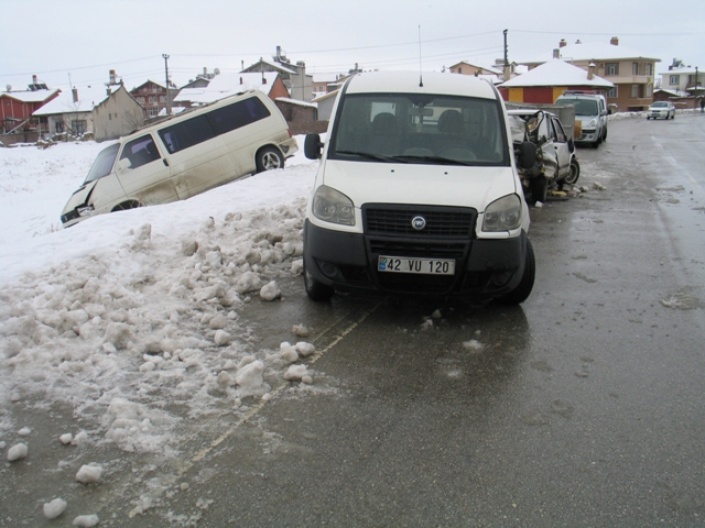 Konyada zincirleme kaza