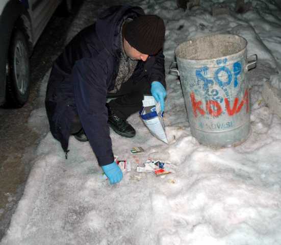 Hayat kadının çantasını kardeşine çaldırttı 5
