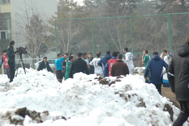 9 kişiyle 1 puan 13
