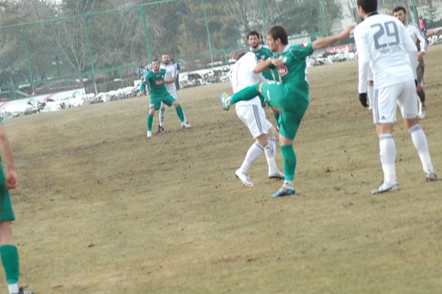 9 kişiyle 1 puan 19