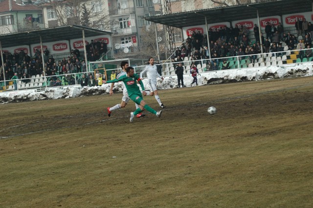 9 kişiyle 1 puan 24