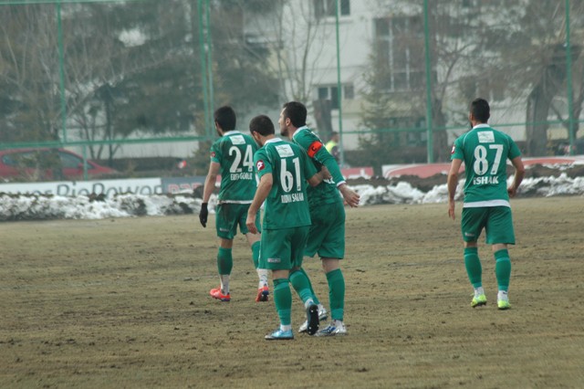 9 kişiyle 1 puan 31