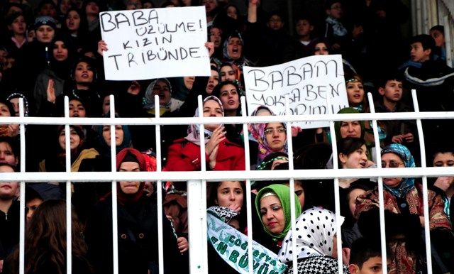 Konyaspor-Bucaspor maçından kareler 8