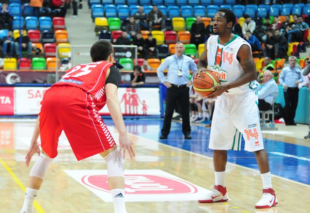 İlk yarı finalist Banvit 12