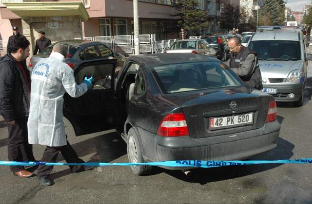 Konyada polis merkezi tarandı