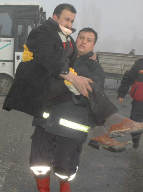 Konyada 26 araç birbirine girdi: 22 yaralı 5