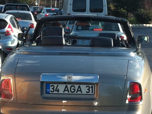 Ali Ağaoğlunun lüks arabaları 16