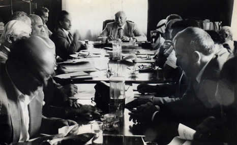 SİYAH-BEYAZ KARELERLE ERBAKAN 12