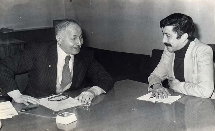 SİYAH-BEYAZ KARELERLE ERBAKAN 24