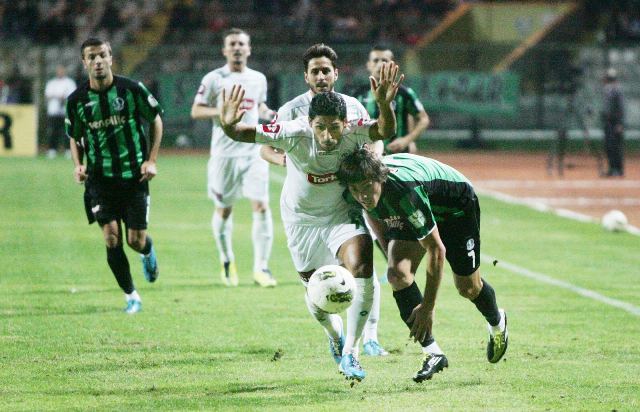 Sakaryaspor - Konyaspor 0-2 sezon 2011 / 2012 6