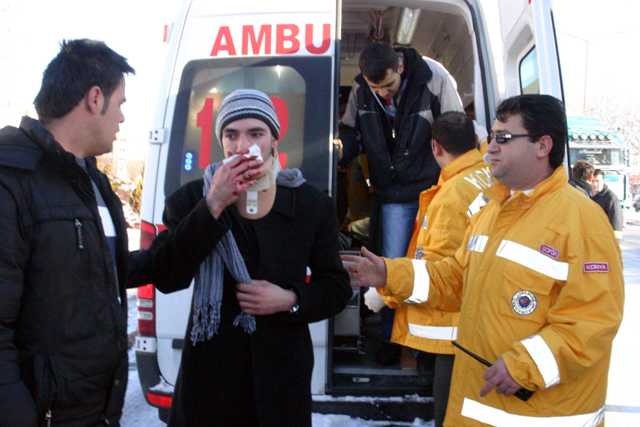 Konyada zincirleme trafik kazaları 5