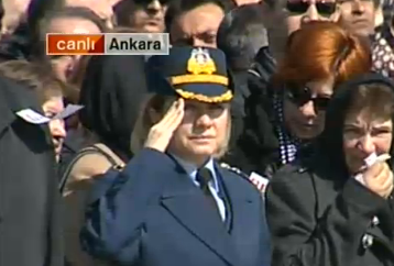 Türkiye şehitlerini uğurluyor 14