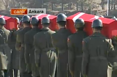 Türkiye şehitlerini uğurluyor 18