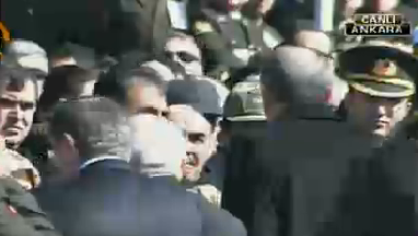 Türkiye şehitlerini uğurluyor 2