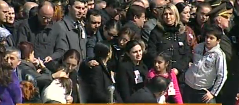 Türkiye şehitlerini uğurluyor 20